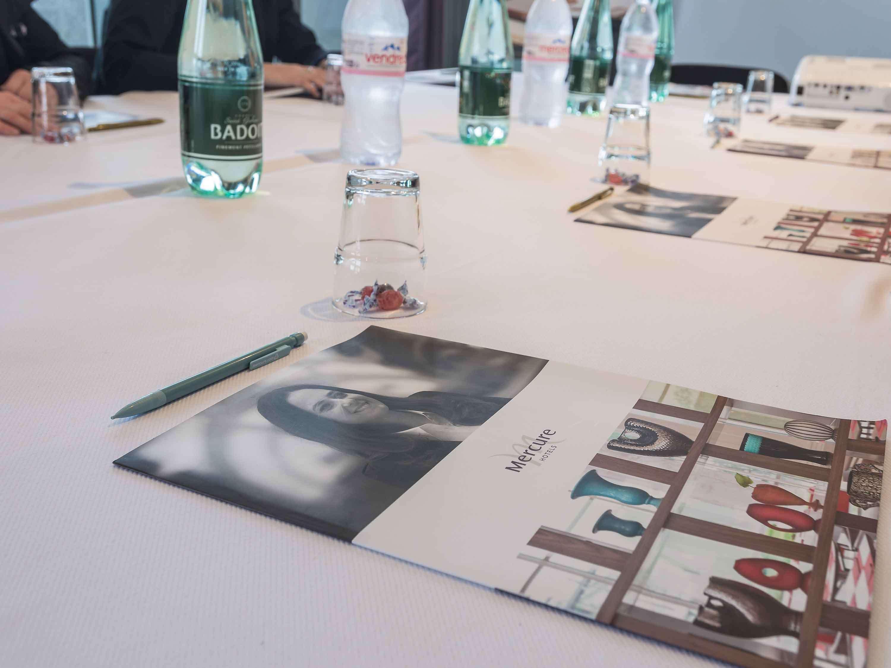Mercure Tours Centre Gare Et Congres Экстерьер фото